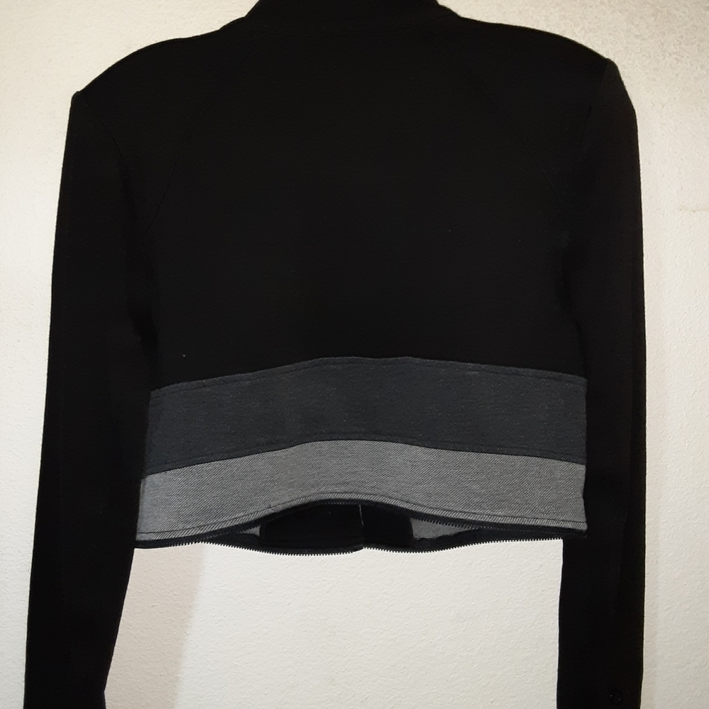 Cabi Jacket Size Medium - image 2